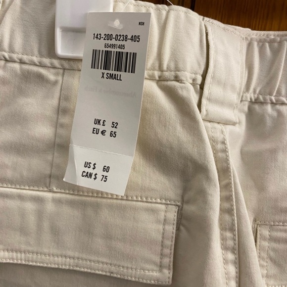 Abercrombie utility mini skirt - Picture 4 of 5